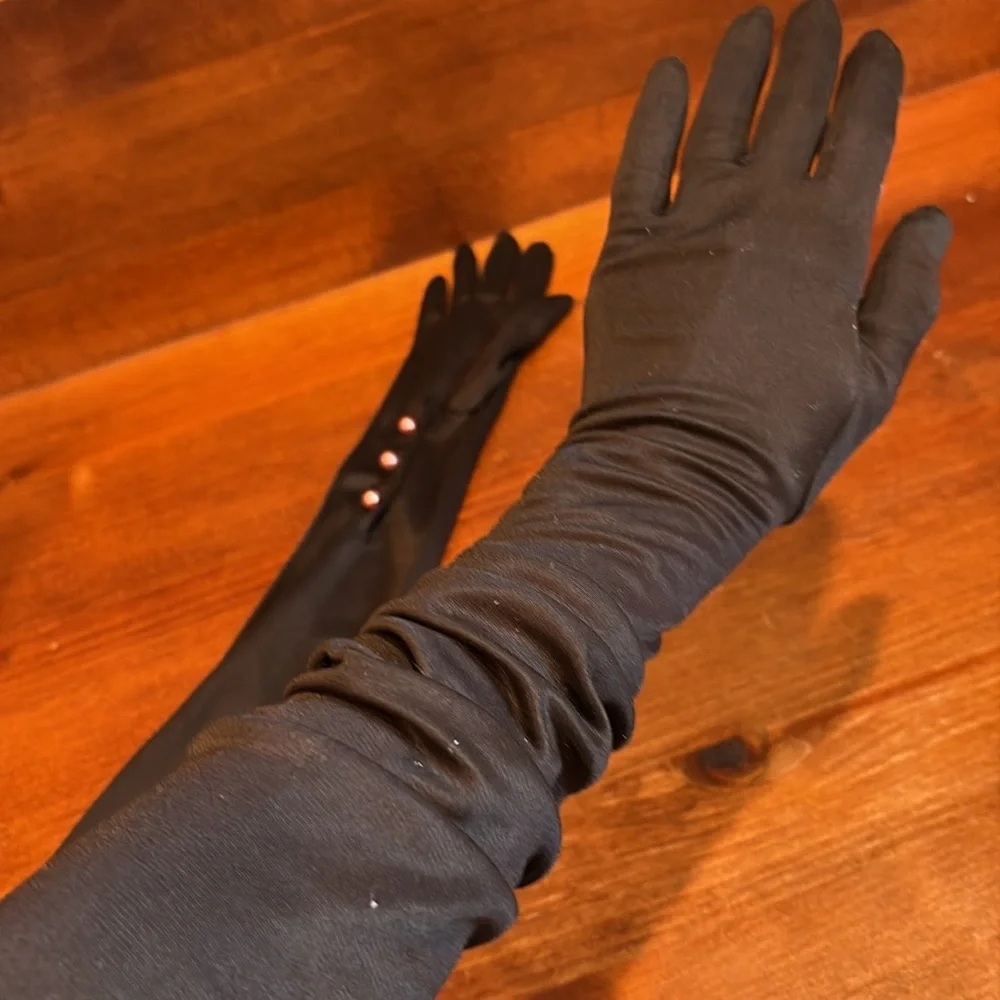 Elegant long Black Opera Gloves vintage 50s pink pearl buttons sz 6 - 7